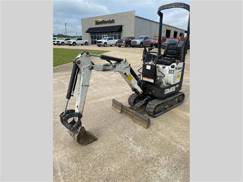 Used mini excavators in Memphis, TN, USA 